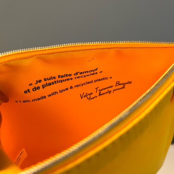 L’Occitane Makeup Pouch - Picture 2 of 2